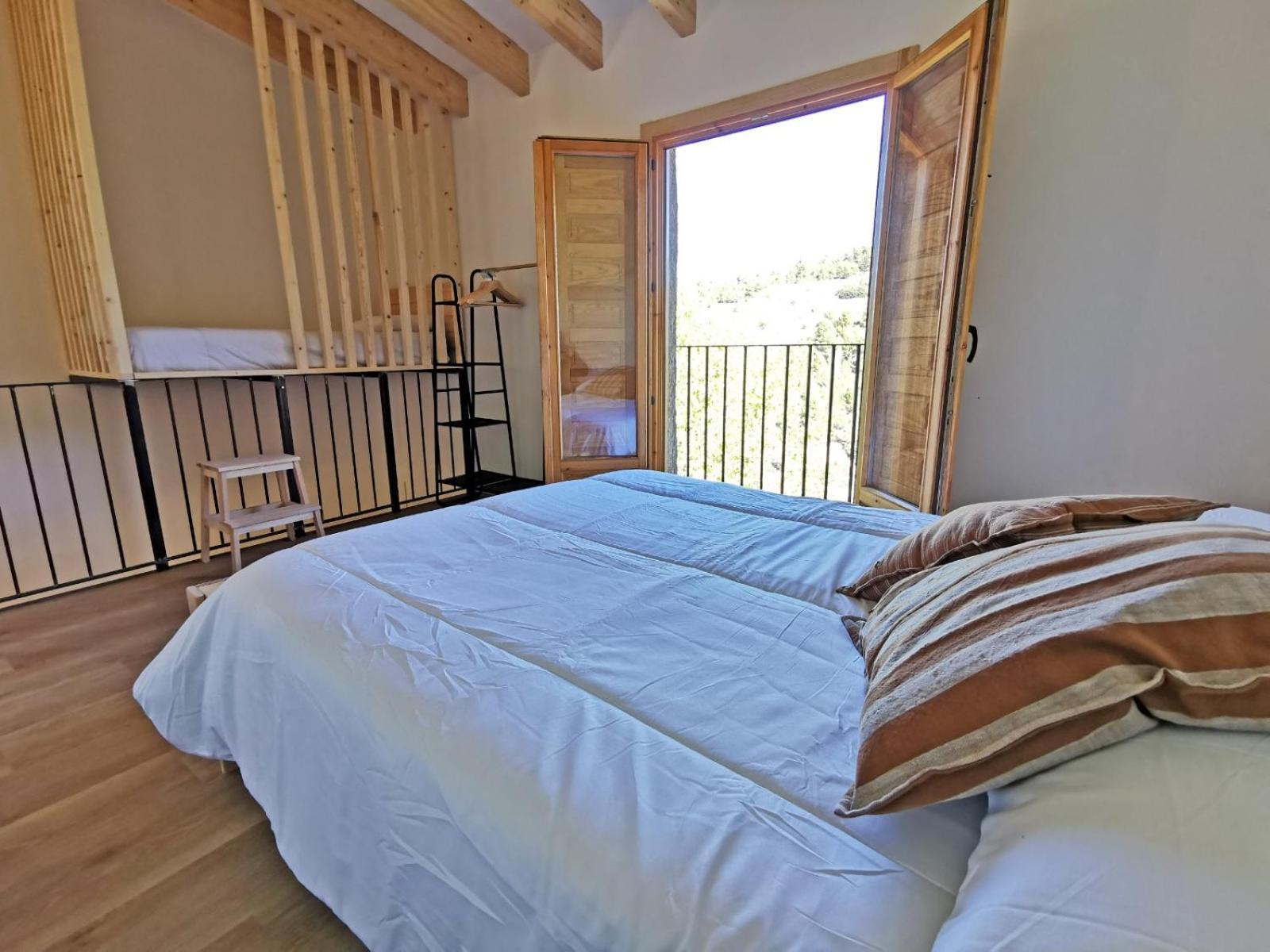Cara Norte , Casa Rural-Castillo De Villamalefa Esterno foto